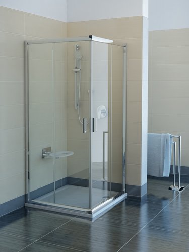 Ravak Blix BLRV2 szögletes zuhanykabin (80x80 cm, 775-790 x 775-790 mm, fényes alumínium, Transparent, #1LV40C00Z1)