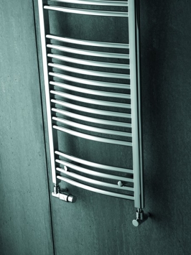 Zehnder Aura íves króm fürdőszobai csőradiátor (602 W, 595x1469 mm, #PBTCZ 1500x600) PBTCZ-150-060