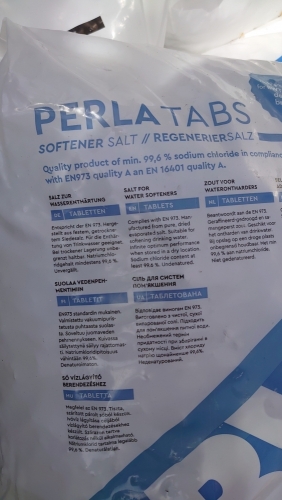 BWT tablettázott regeneráló só vízlágyító berendezésekhez 25 kg (Clarosal Tabs) 94239