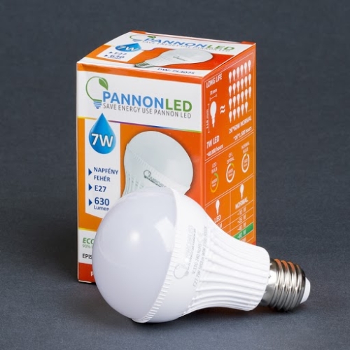 Pannonled E27 Gömb 7Watt ( Classic - 270°) DW 630 Lm (napfényfehér) (3075)