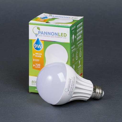 Pannonled E27 Gömb 9Watt ( Classic - 270°) WW 720 Lm (melegfehér) (3096)