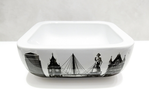 Roca Urban 40x40 cm-es pultra ültethető porcelán mosdó, London A32765L00U