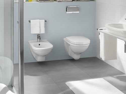 Villeroy & Boch O.novo mélyöblítésű fali WC lassan záródó WC-ülőkével, kombipack, kompakt 5688 H1 01 (5688H101)