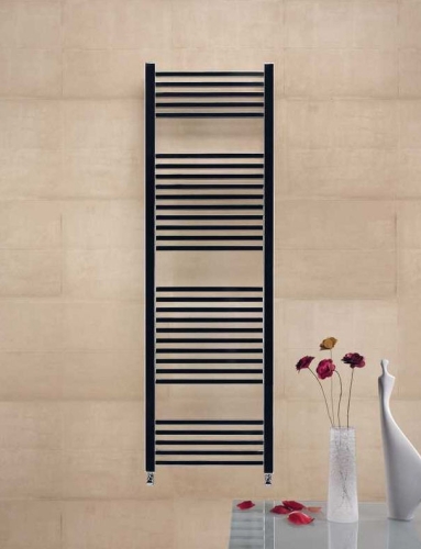 Zehnder Impa 140x50 cm egyenes fürdőszobai radiátor, króm IMP 140-050