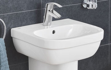 Grohe Euro Ceramic 45x40 cm kézmosó 39324000