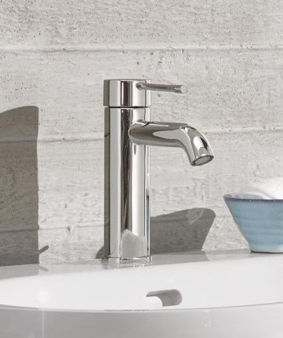 Grohe Essence egykaros mosdó csaptelep Cold start-os Click-clack leeresztővel, S-méret 23797001