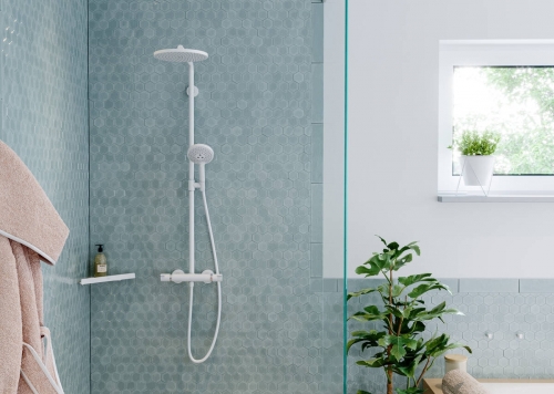 Hansgrohe Croma Select S Showerpipe 280 1jet termosztáttal és Raindance Select S 120 3jet kézizuhannyal, matt fehér 26890700