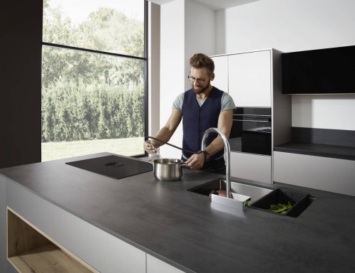 Hansgrohe Aquno Select M81 egykaros konyhai csaptelep 170, kihúzható fejjel, 3jet króm 73837000