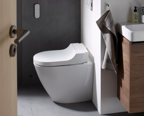 Geberit AquaClean Tuma Comfort álló WC komplett higiéniai berendezés, falhoz illeszthető alpin fehér 146.310.11.1
