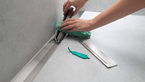 Hansgrohe RainDrain Flex zuhanylefolyó színkészlet 800, méretre vágható, szálcsiszolt fekete króm 56044340