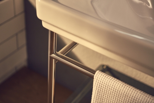 Roca Carmen mosdó és rozsdamentes acél keret A851370425