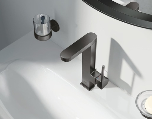 Grohe Plus egykaros magasított mosdócsaptelep L-méret, brushed hard graphite 23843AL3