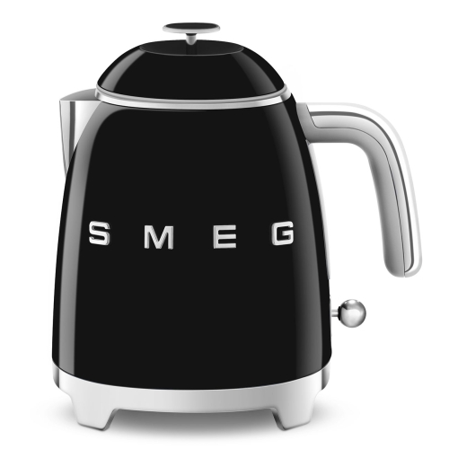 SMEG retro mini vízforraló, fekete KLF05BLEU