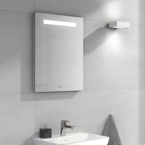 Villeroy & Boch More To See One tükör világítással, 50x 60x3 cm, A430A700
