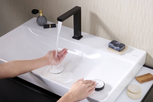 Hansgrohe Xelu Q 80x48 cm jobbos fali mosdó 2 csaplyukkal, fehér 60319450
